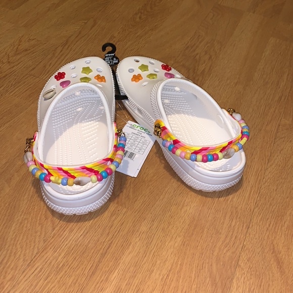 NWT Crocs Classic Festival Vibes Clogs - Picture 6 of 11